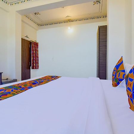 Fabexpress Achrol Palace Udaipur Exterior foto