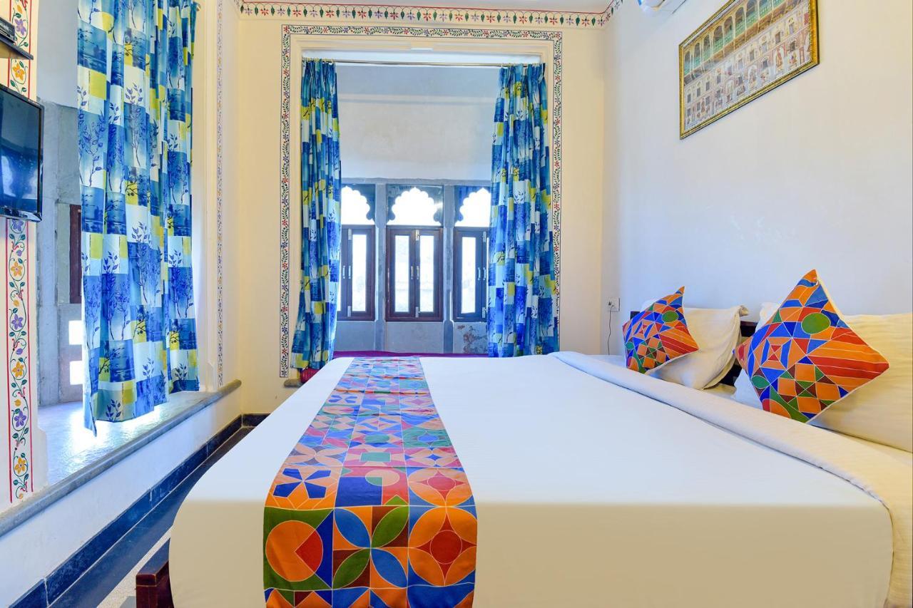 Fabexpress Achrol Palace Udaipur Exterior foto