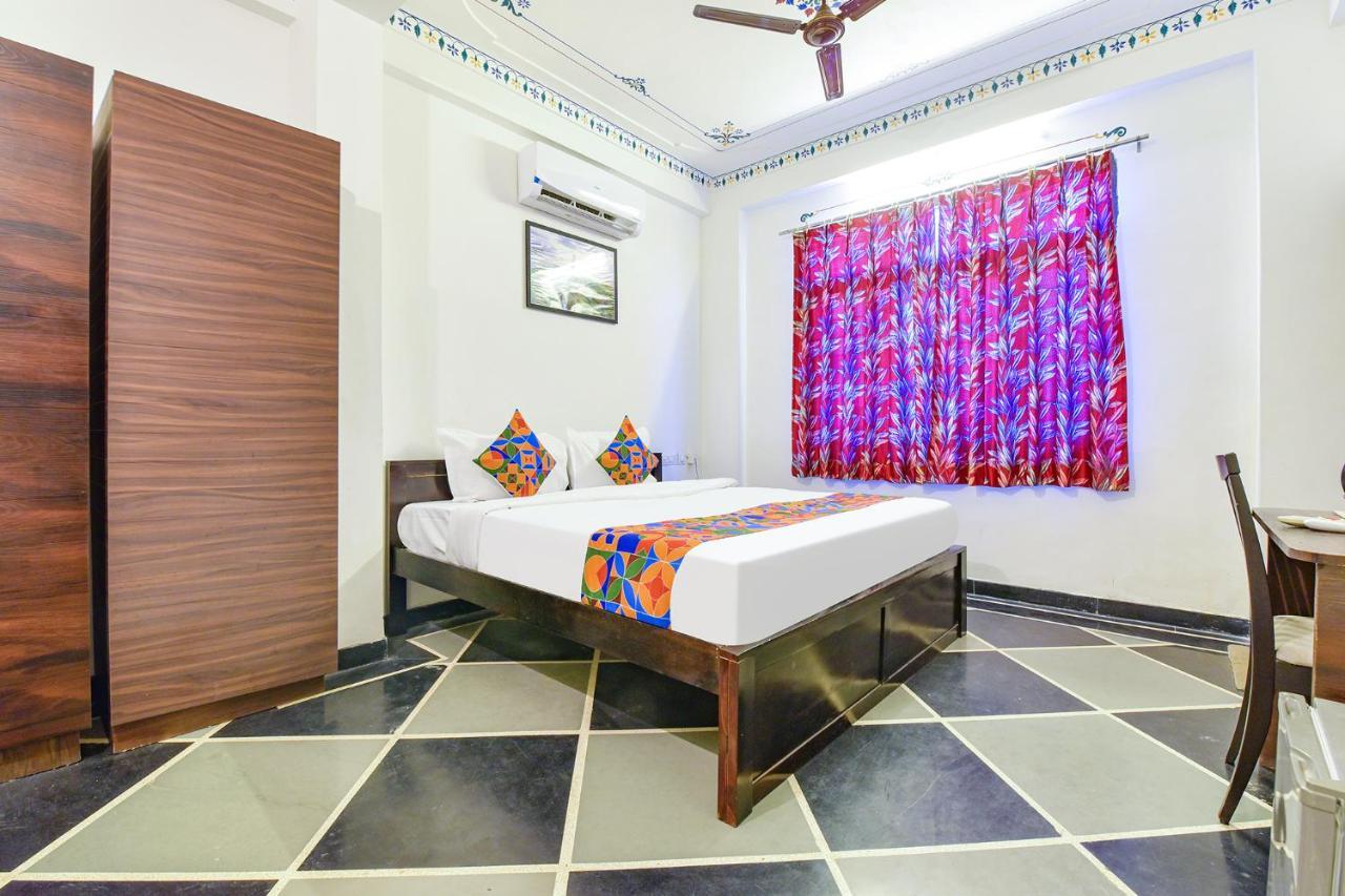 Fabexpress Achrol Palace Udaipur Exterior foto