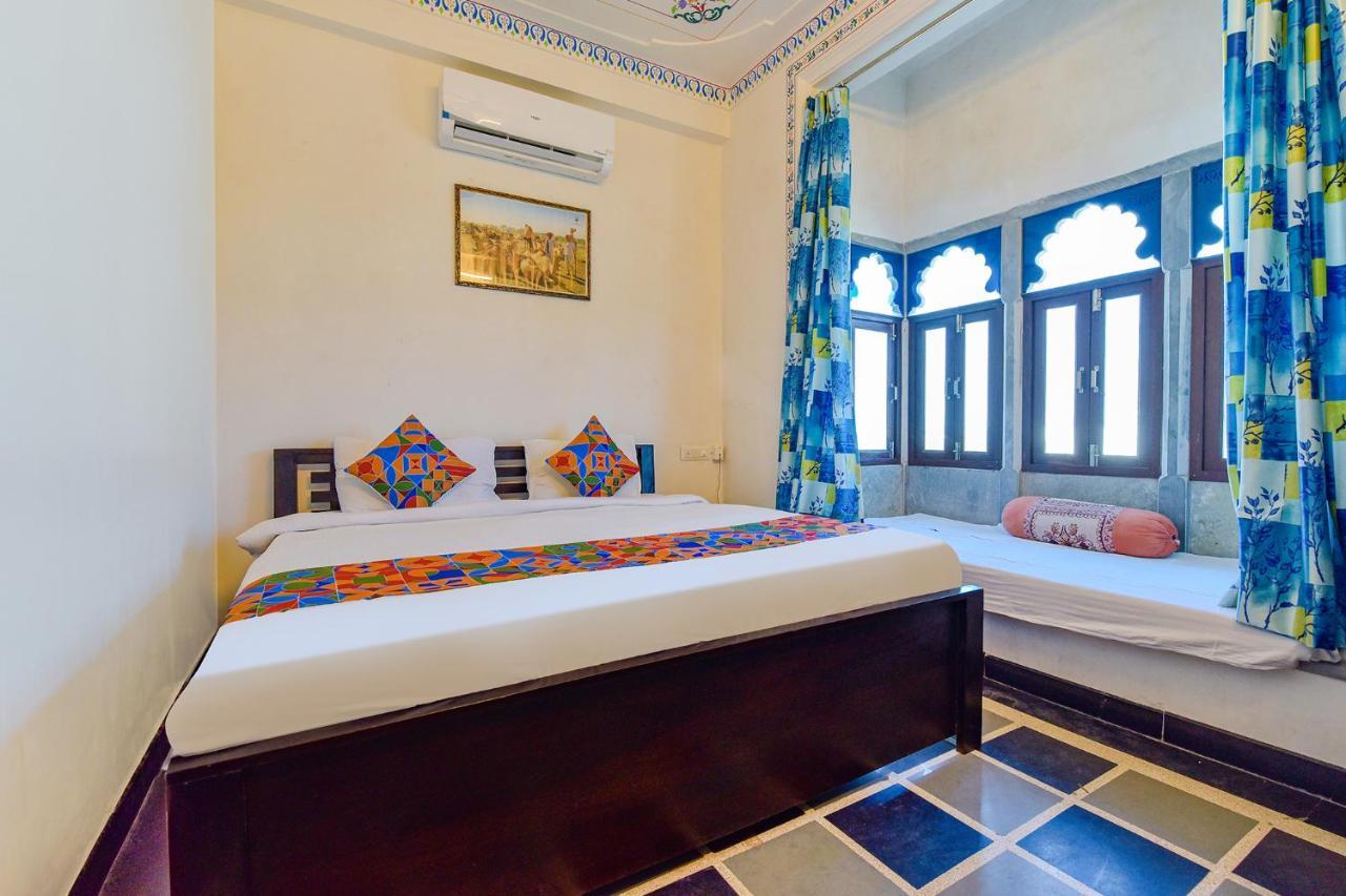 Fabexpress Achrol Palace Udaipur Exterior foto